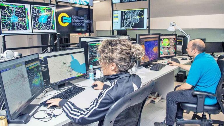 Apagón informativo en el Servicio Meteorológico Nacional tras despidos masivos