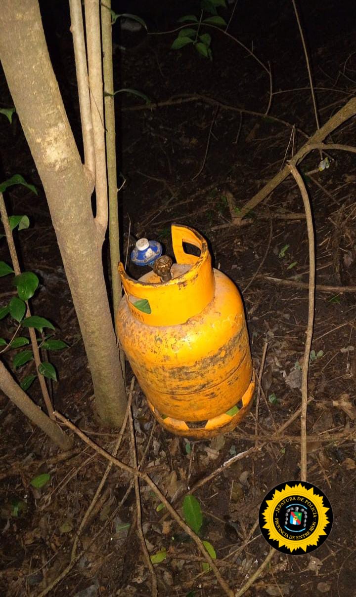 JEFATURA DEPARTAMENTAL LA PAZ COMANDO RADIOELÉCTRICO