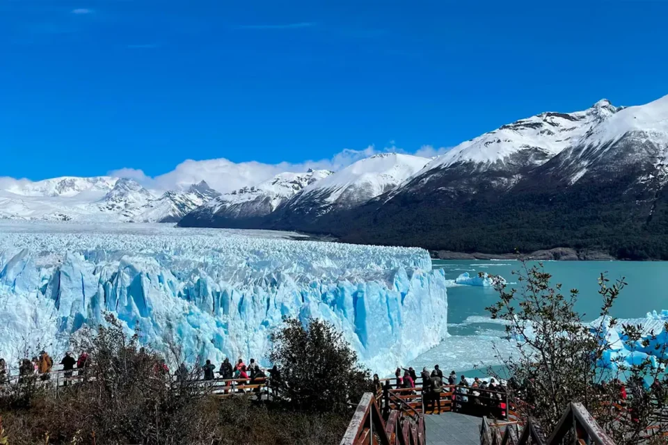“Glaciares en disputa: inversión o preservación”