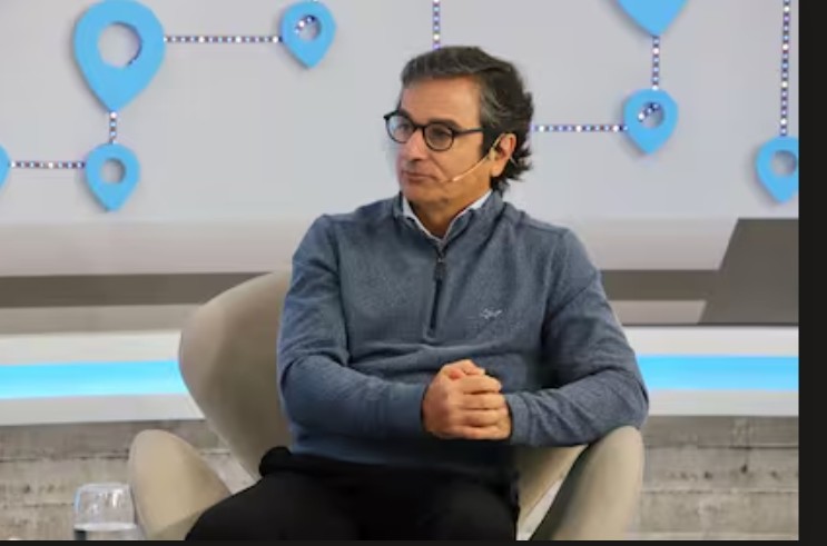 “Carlos Frugoni: antecedentes de omisiones patrimoniales reavivan la polémica en Economía”