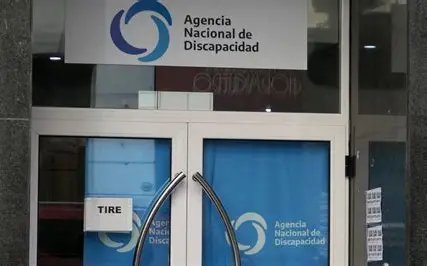 ANDIS bajo la lupa: sobreprecios ortopédicos de hasta 4239%