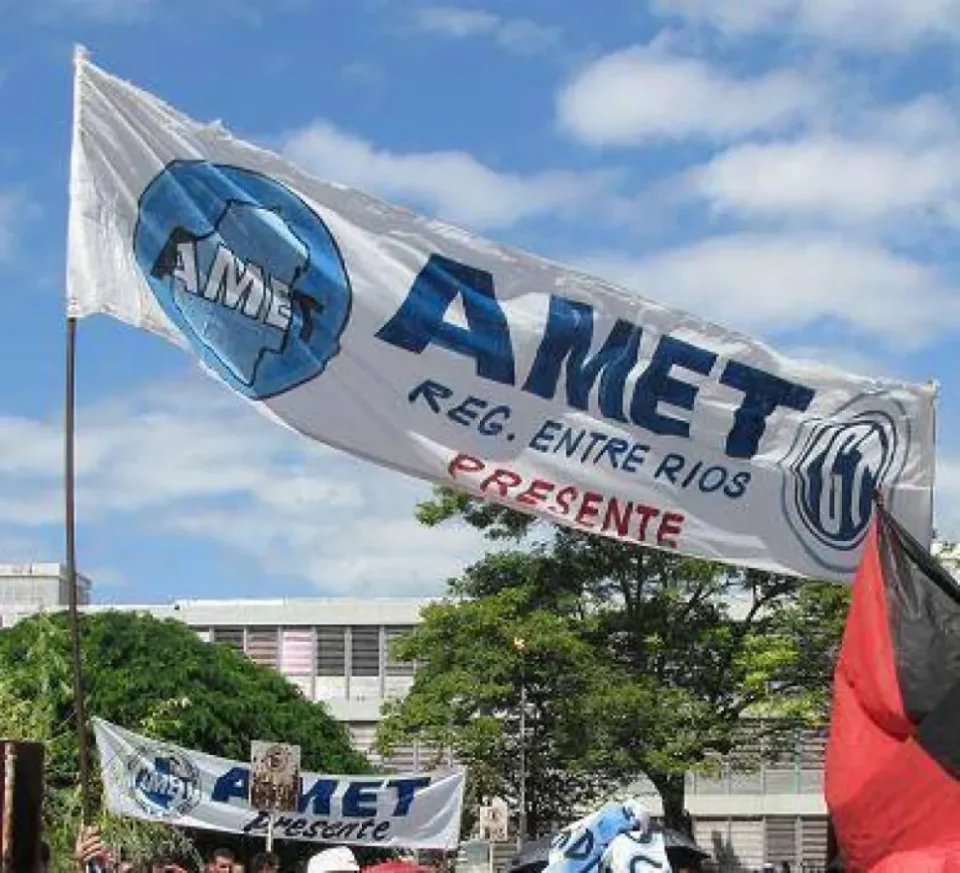 AMET define conducción nacional: 2 mil afiliados votan en Entre Ríos