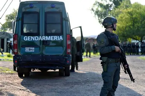 “Gendarmería: sueldos y aguinaldo superan los $3,9 millones en junio”