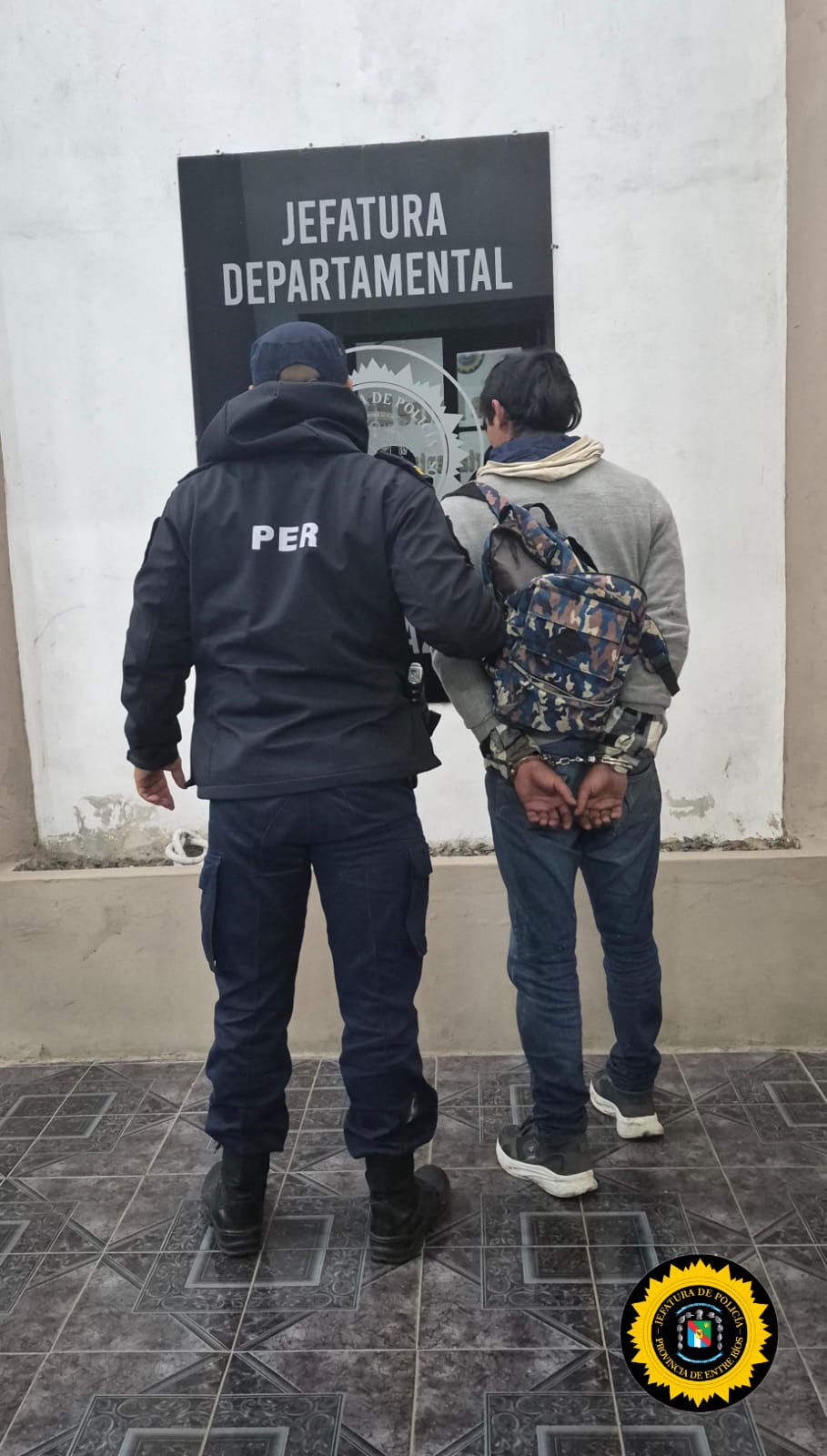 JEFATURA DEPARTAMENTAL LA PAZ SECCIÓN COMANDO RADIOELÉCTRICO