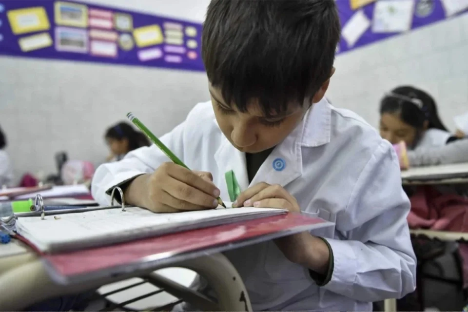 ANSES comenzó a pagar los Vouchers Educativos 2026: asistencia para familias en colegios privados con aporte estatal