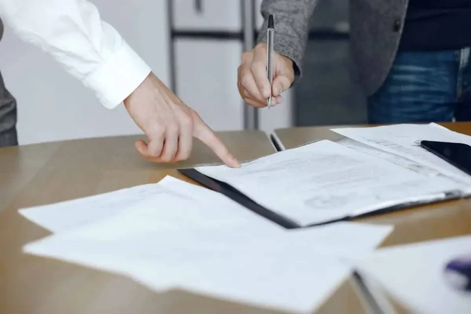 “Reforma laboral: habilitan renegociación de salarios y convenios en todo el país”
