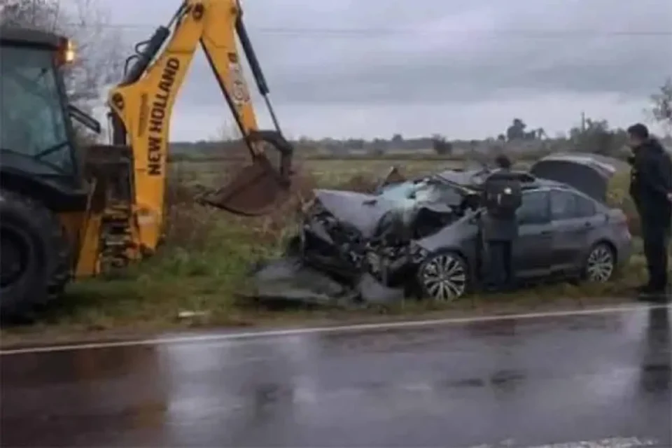 “El choque en Esquina: dinero oculto y un misterio en la ruta”
