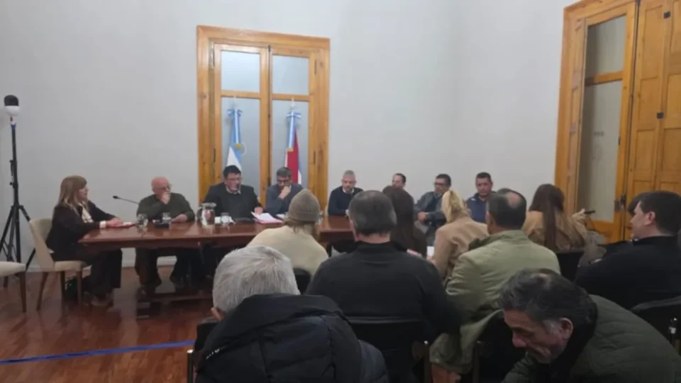 “Reforma previsional: Municipales y jubilados encendieron las alarmas en el Senado”