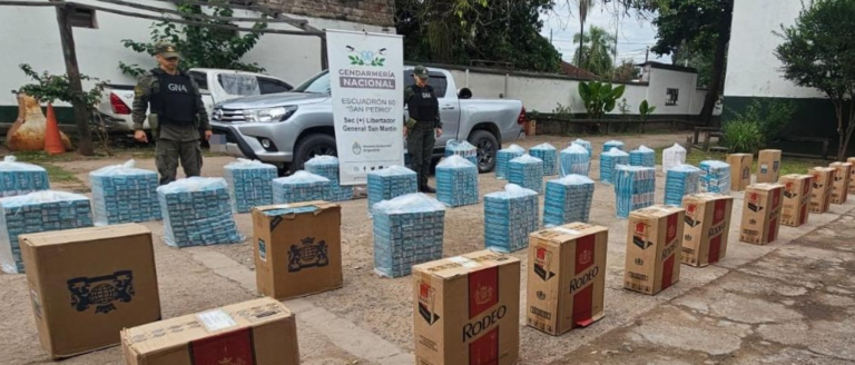 “San Pedro: Gendarmería intercepta una camioneta con 20.000 paquetes de cigarrillos ilegales”