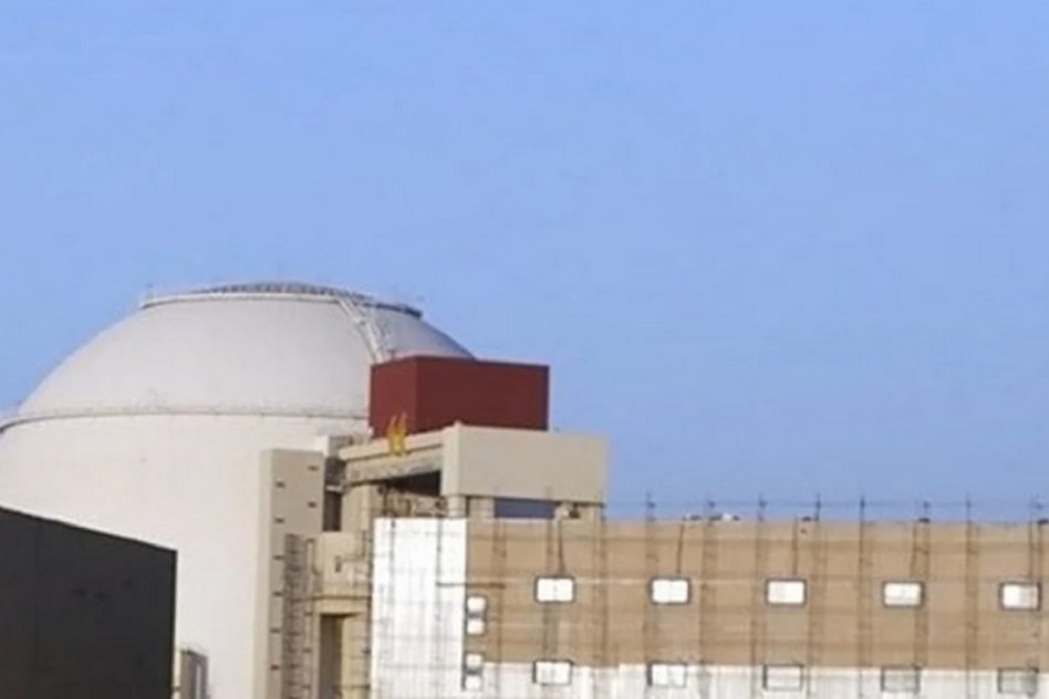 “Misil estadounidense impactó en el perímetro de la central nuclear de Bushehr”