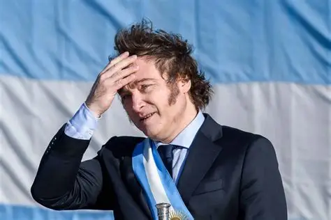 “El apoyo juvenil a Milei se desploma: de casi 50% antes de las elecciones a 38% actual, según Zuban Córdoba; crece el rechazo entre varones mayores de 25 años”
