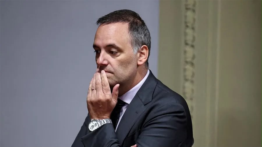 Adorni intimado: deberá justificar  millones y más de USD 400.000