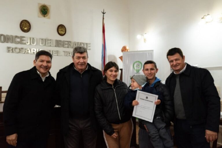 Se entregaron 109 escrituras de viviendas en Rosario del Tala, Gobernador Mansilla y Las Guachas