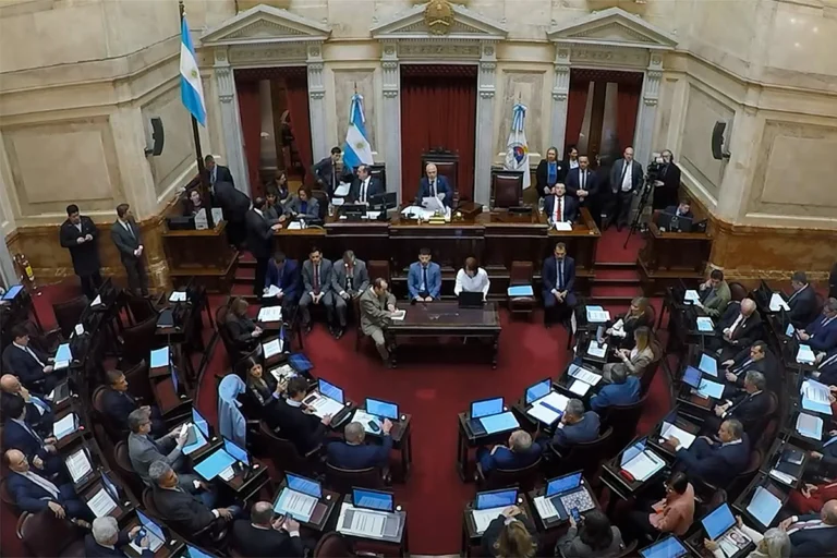 Los senadores nacionales cobrarán más de $13 millones a fin de año tras un nuevo aumento salarial vinculado a la paritaria legislativa