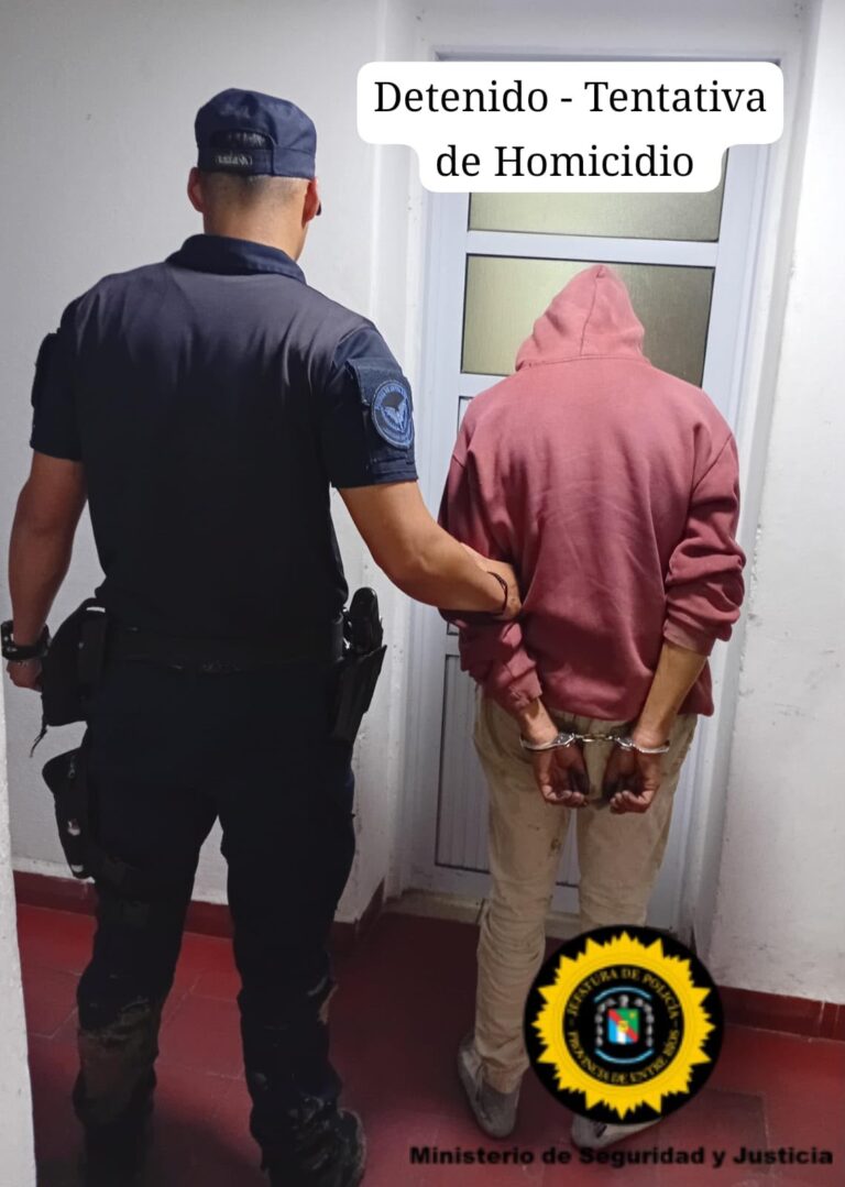 Gravísimo hecho en Santa Elena: un joven lucha por su vida tras ser atacado con arma blanca y hay dos detenidos