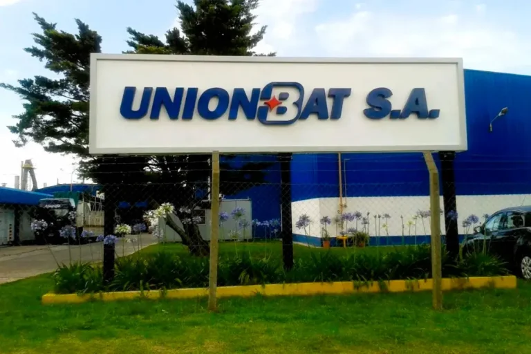 La caída de Unionbat y el cierre de su planta en Gualeguaychú reavivan el debate sobre el futuro de la industria nacional, el empleo y la supervivencia de las economías regionales